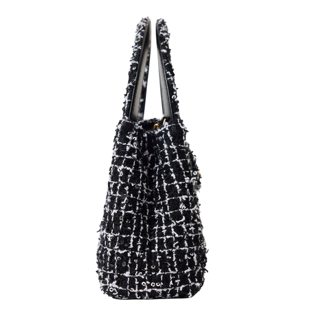 Chanel Small Kelly Tweed