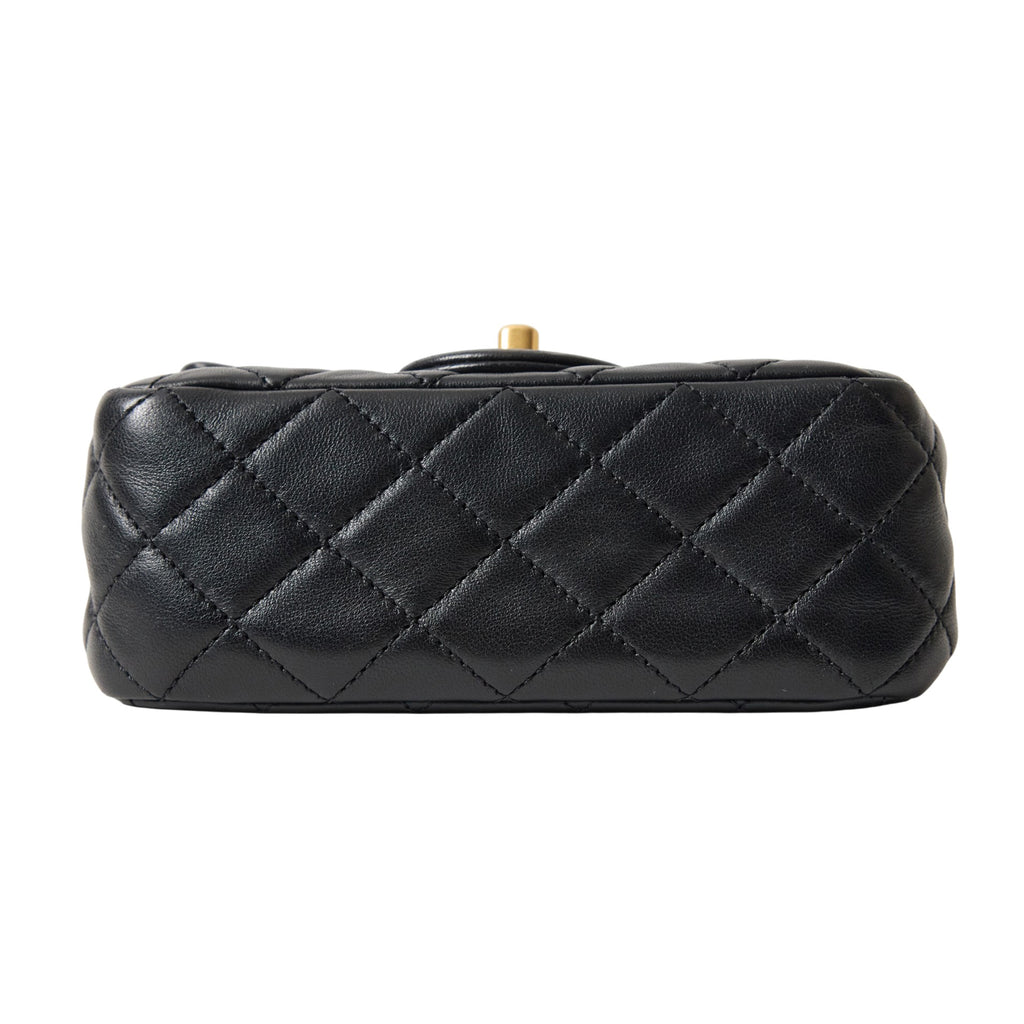 Chanel Mini Pearl Crush