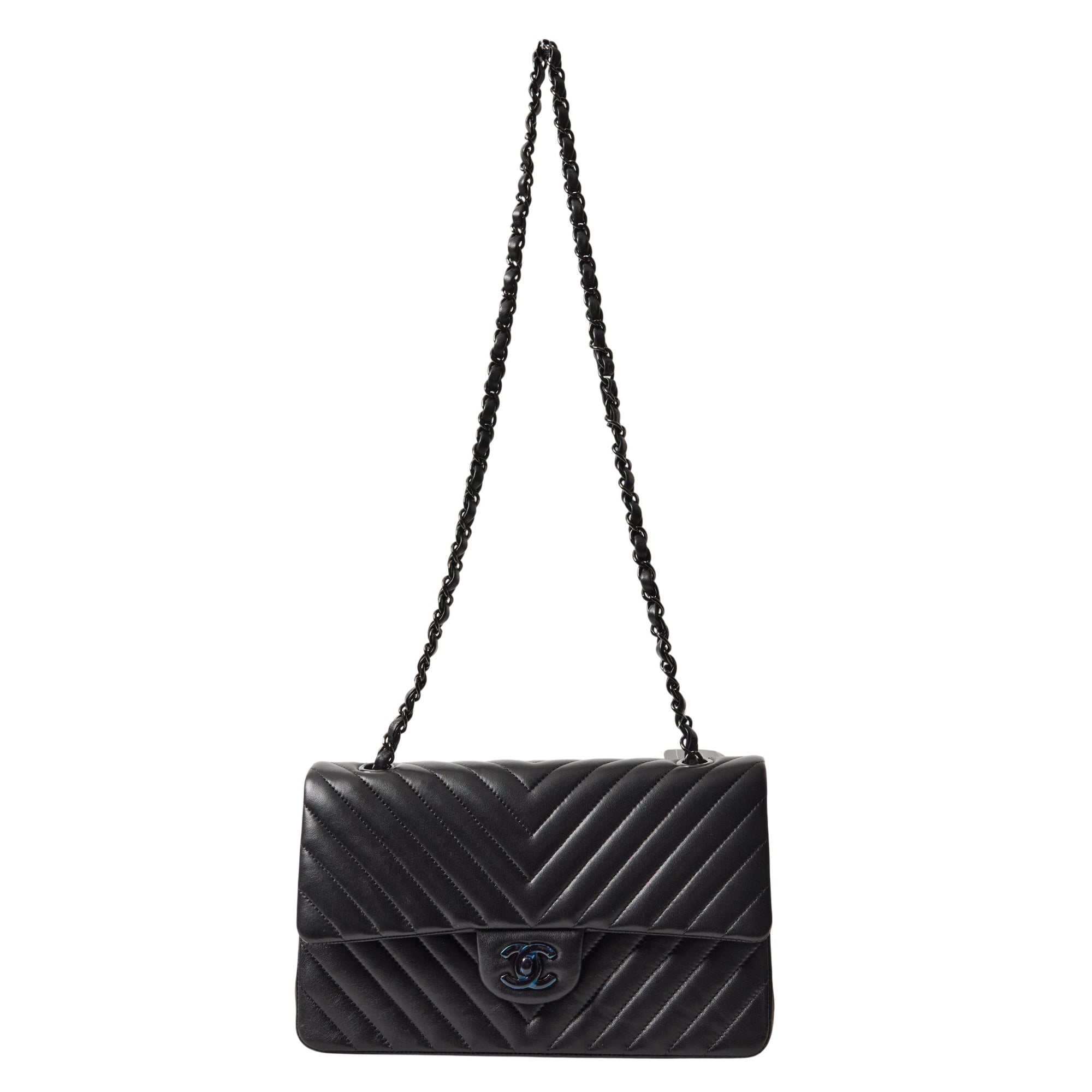Chanel Chevron Medium