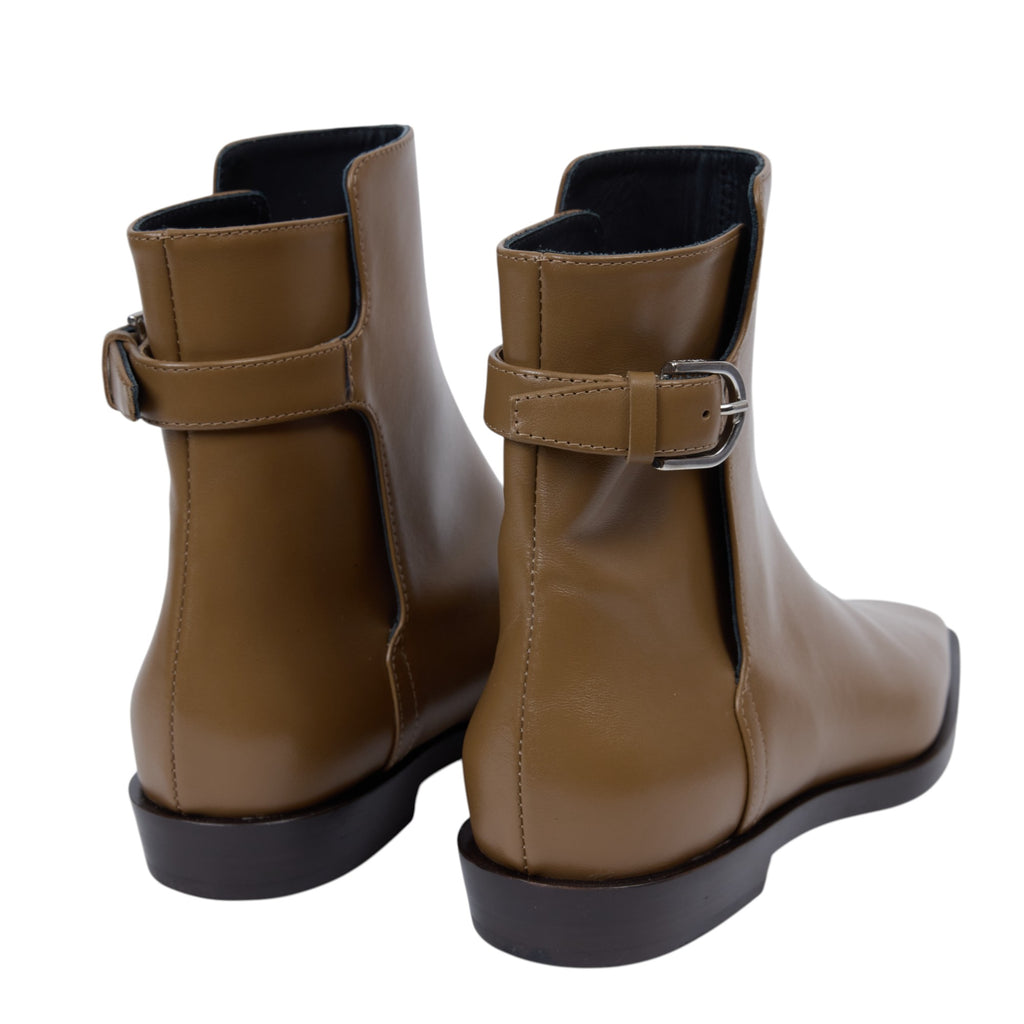 Totem Ankle Boot Size 9