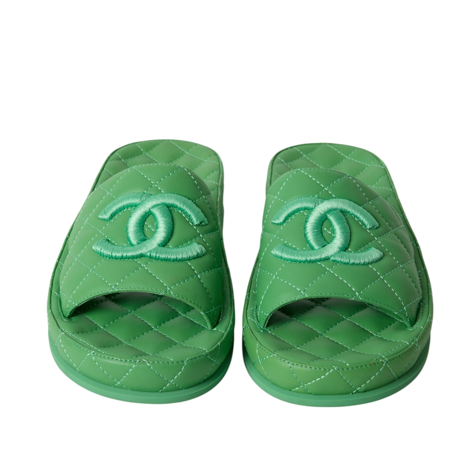 Chanel Slide Size 7