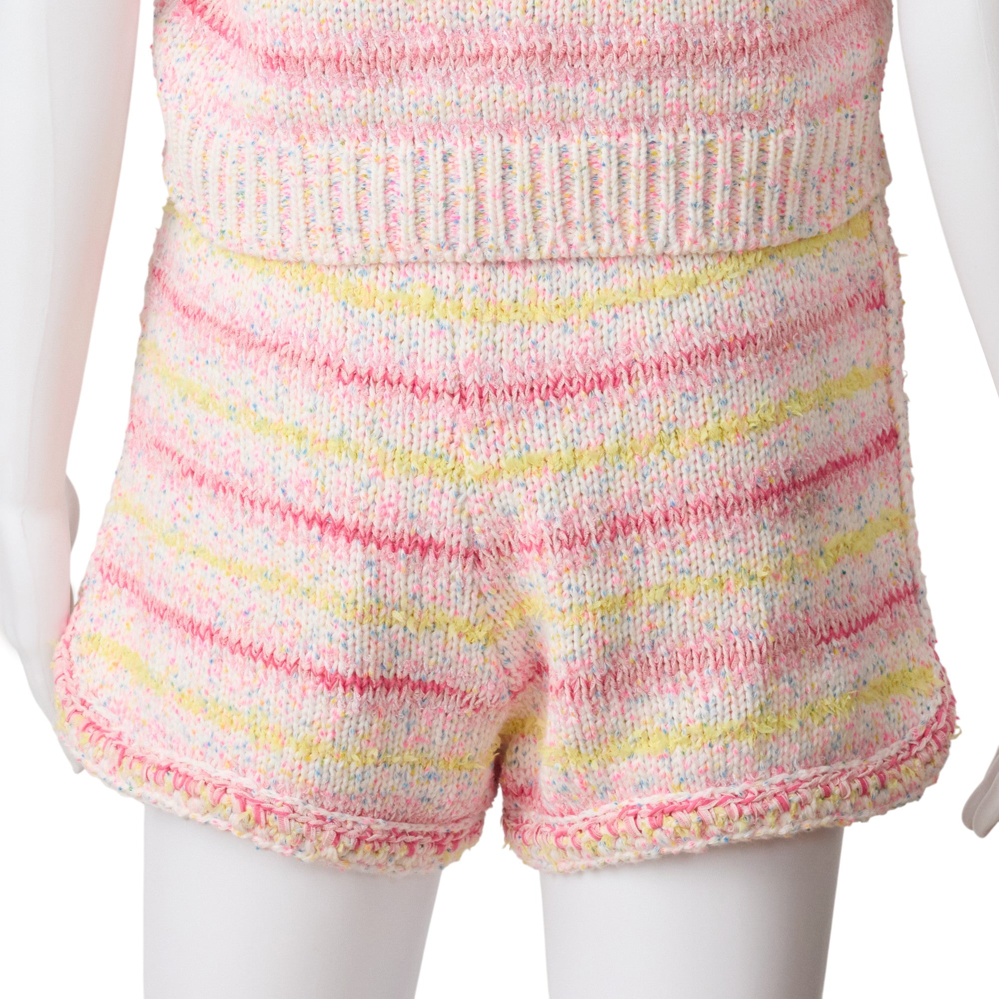 Chanel Shorts Size 6
