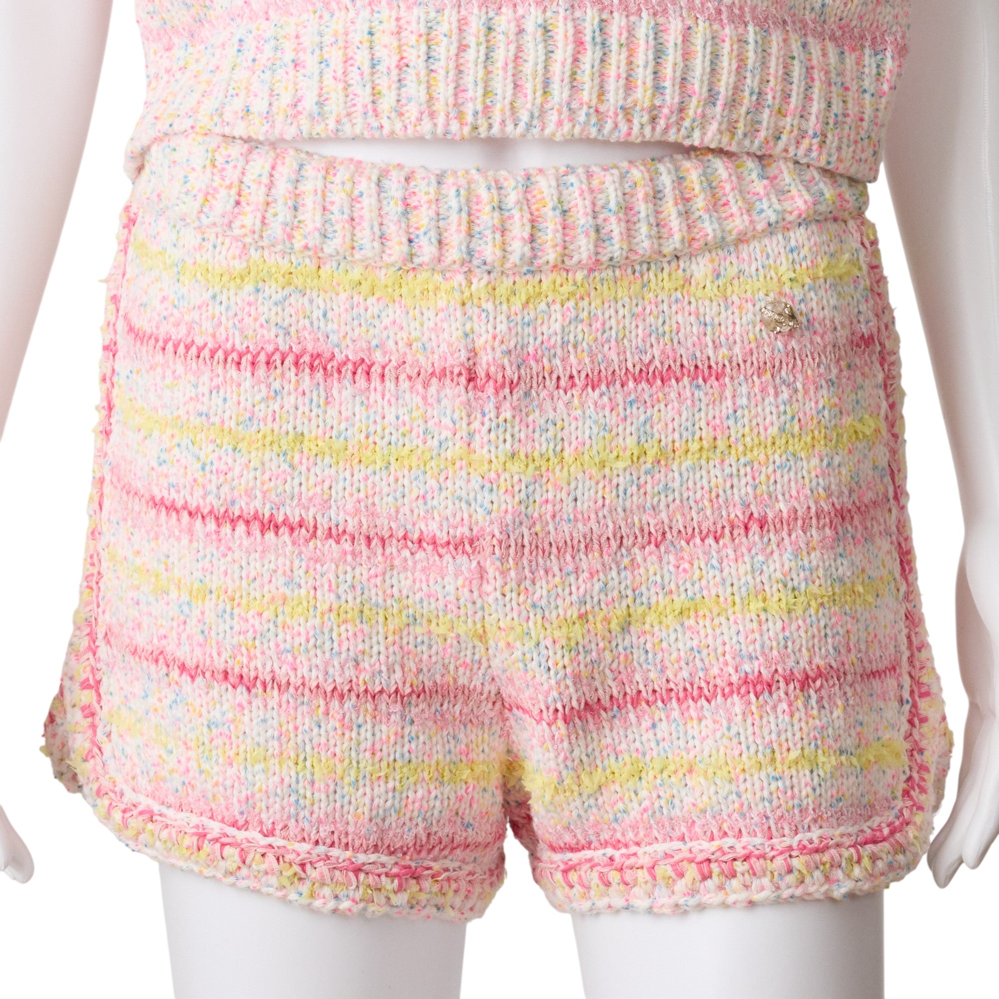 Chanel Shorts Size 6