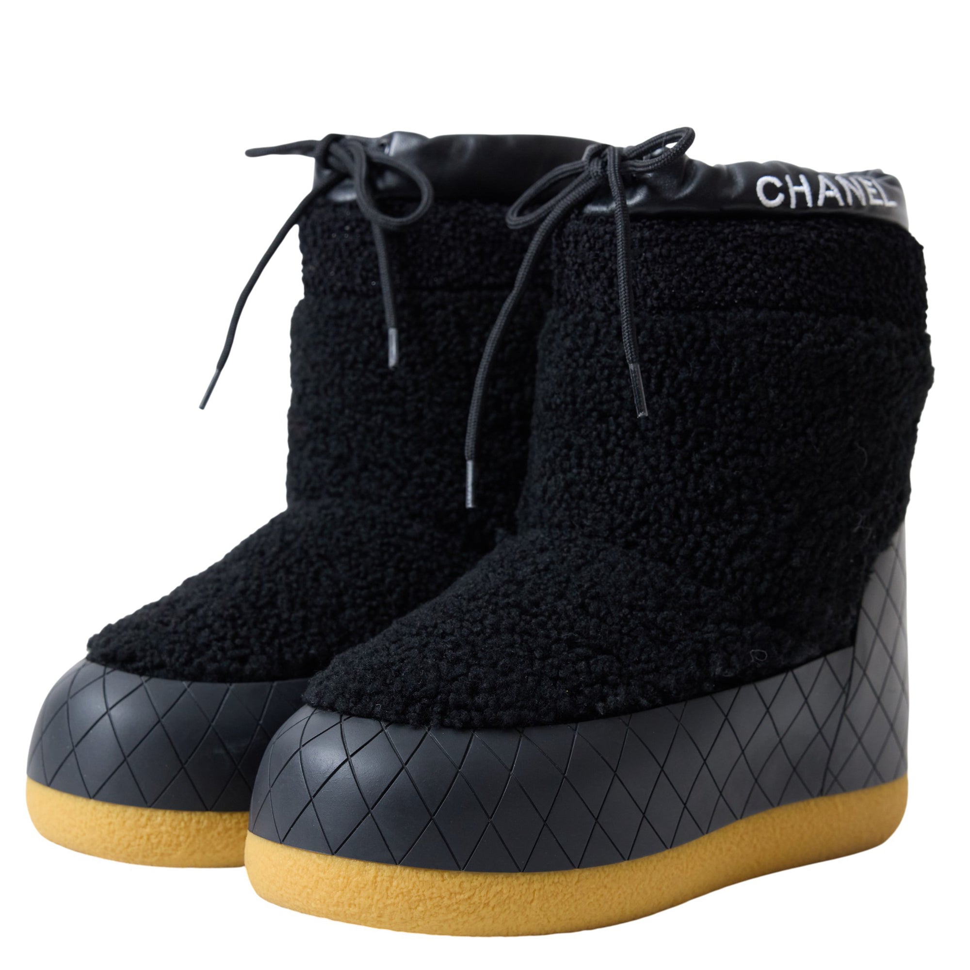 Chanel Moon Boot Size 6