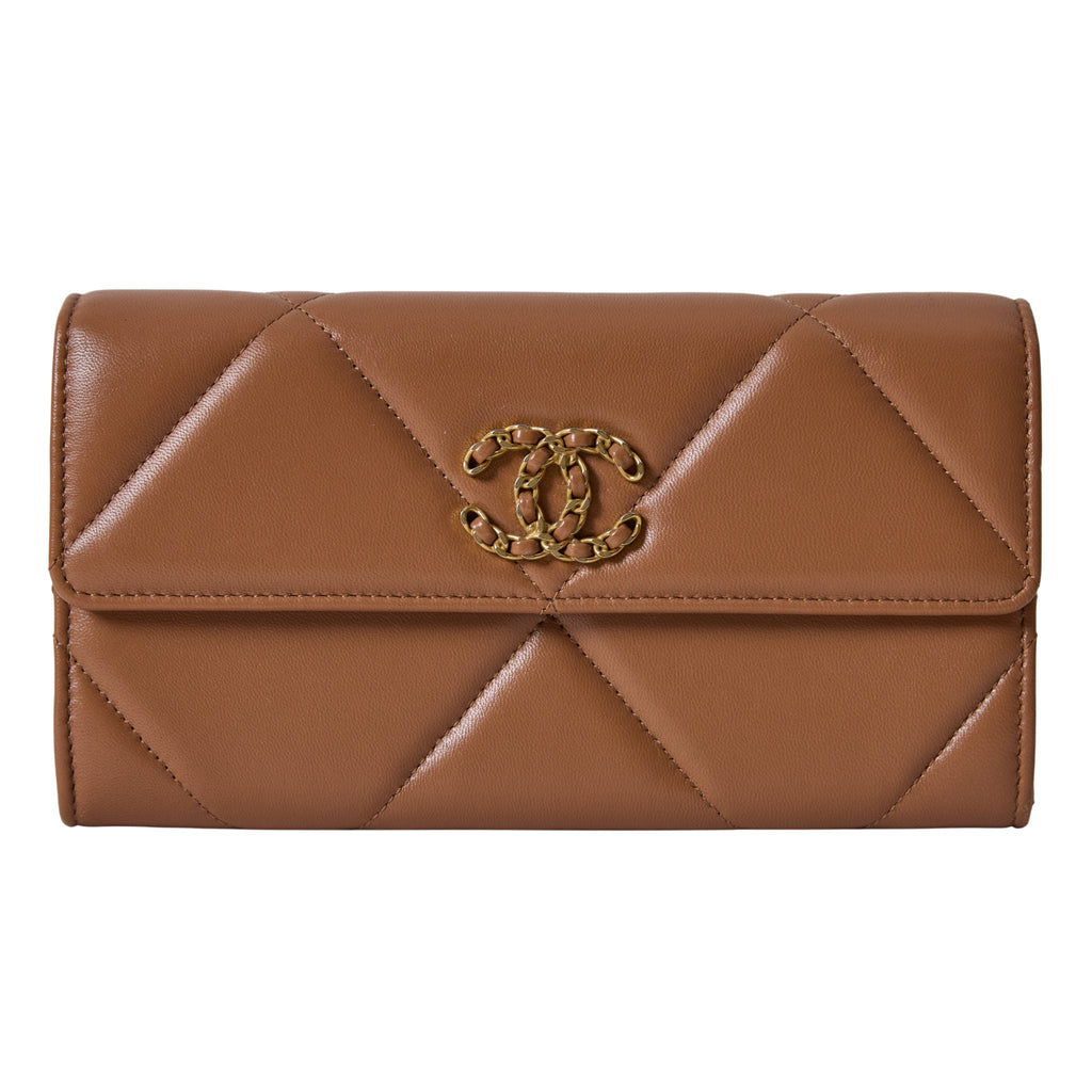 Chanel 19 Wallet