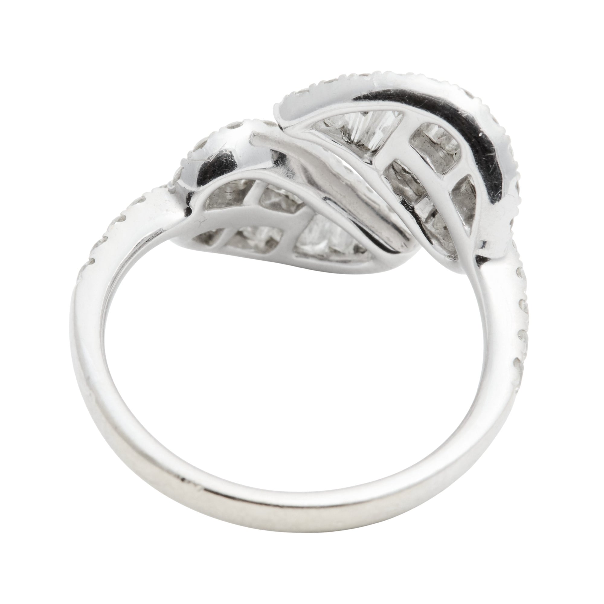 Anita Ko Large Leaf Ring