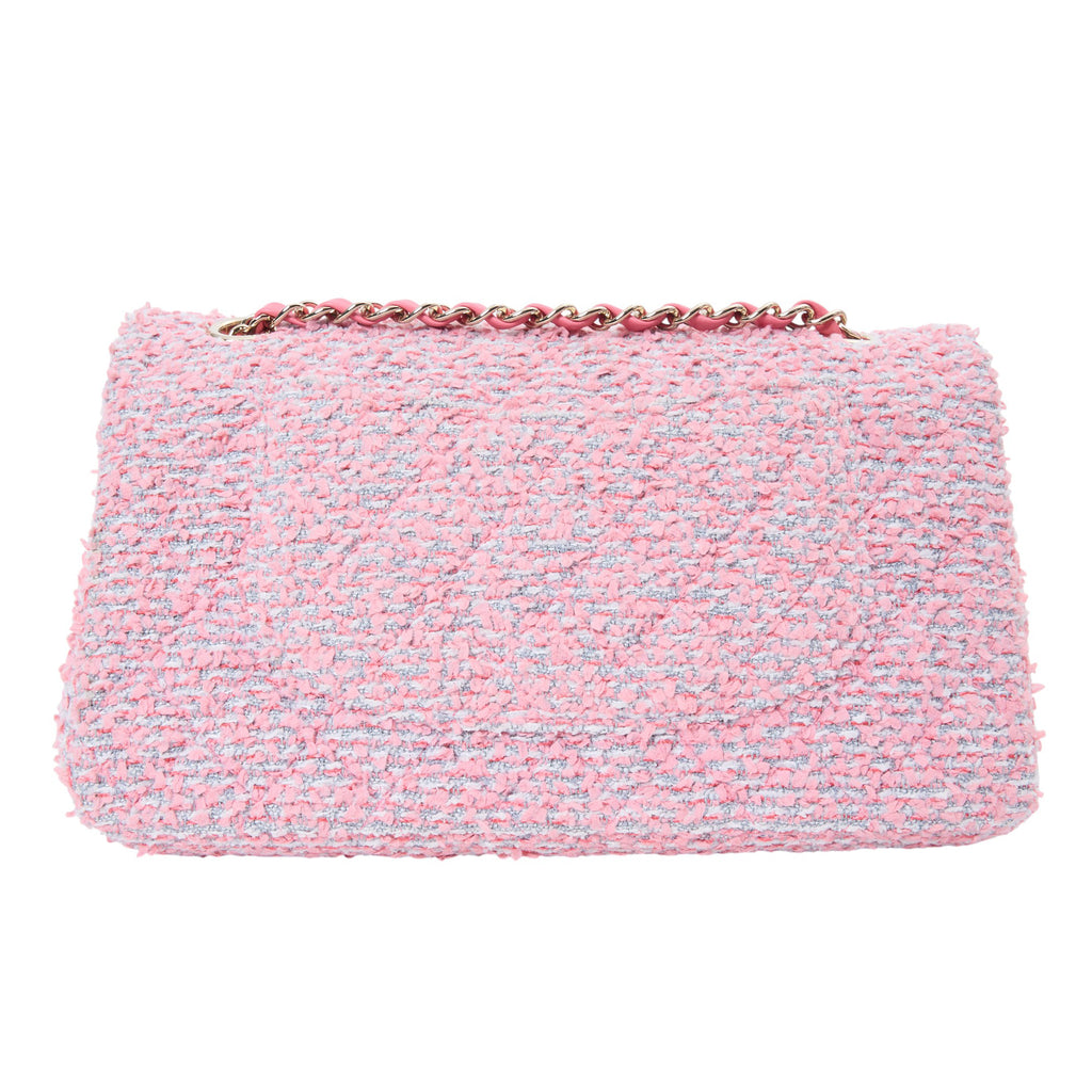 Chanel Medium Classic Tweed