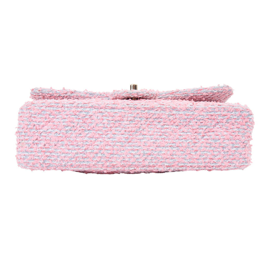 Chanel Medium Classic Tweed